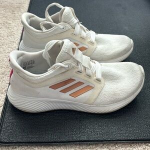 Adidas Bounce sneakers